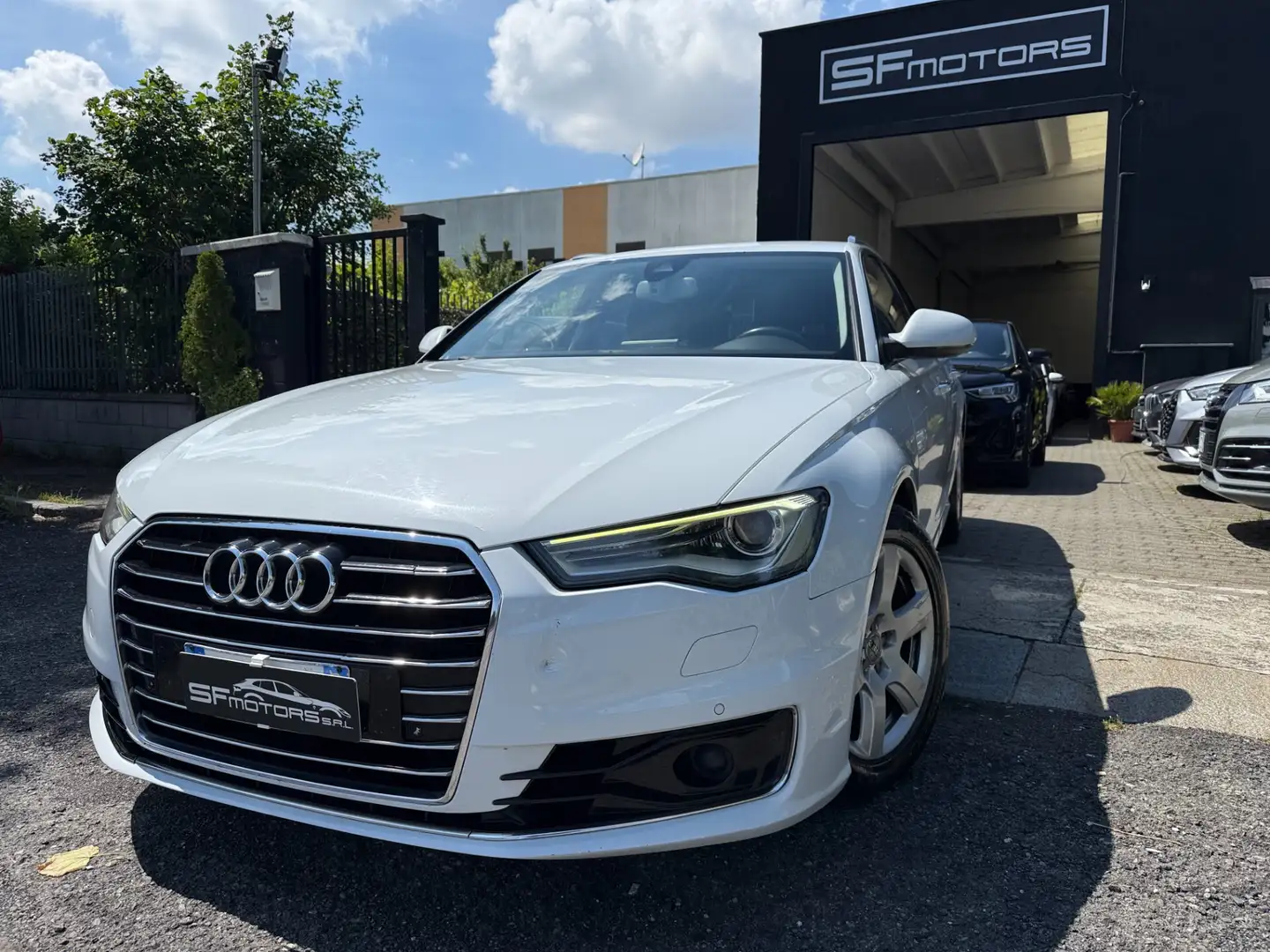 Audi A6 Avant 2.0 TDI 190 CV ultra S tronic Business Plus Blanc - 2