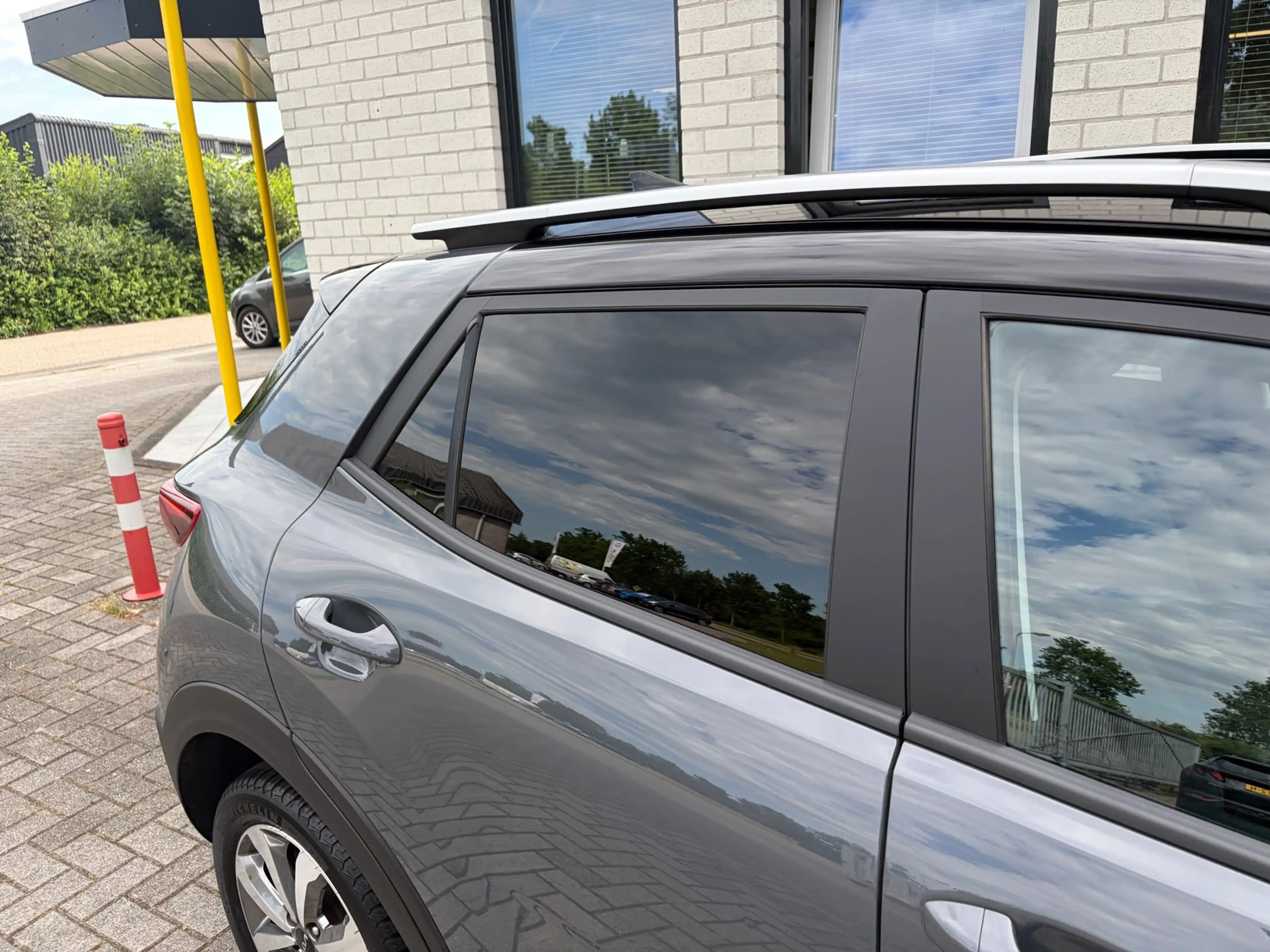 Kia Stonic 1.0 T-GDi MHEV DynamicPlusLine / Camera / Keyless — photo 37