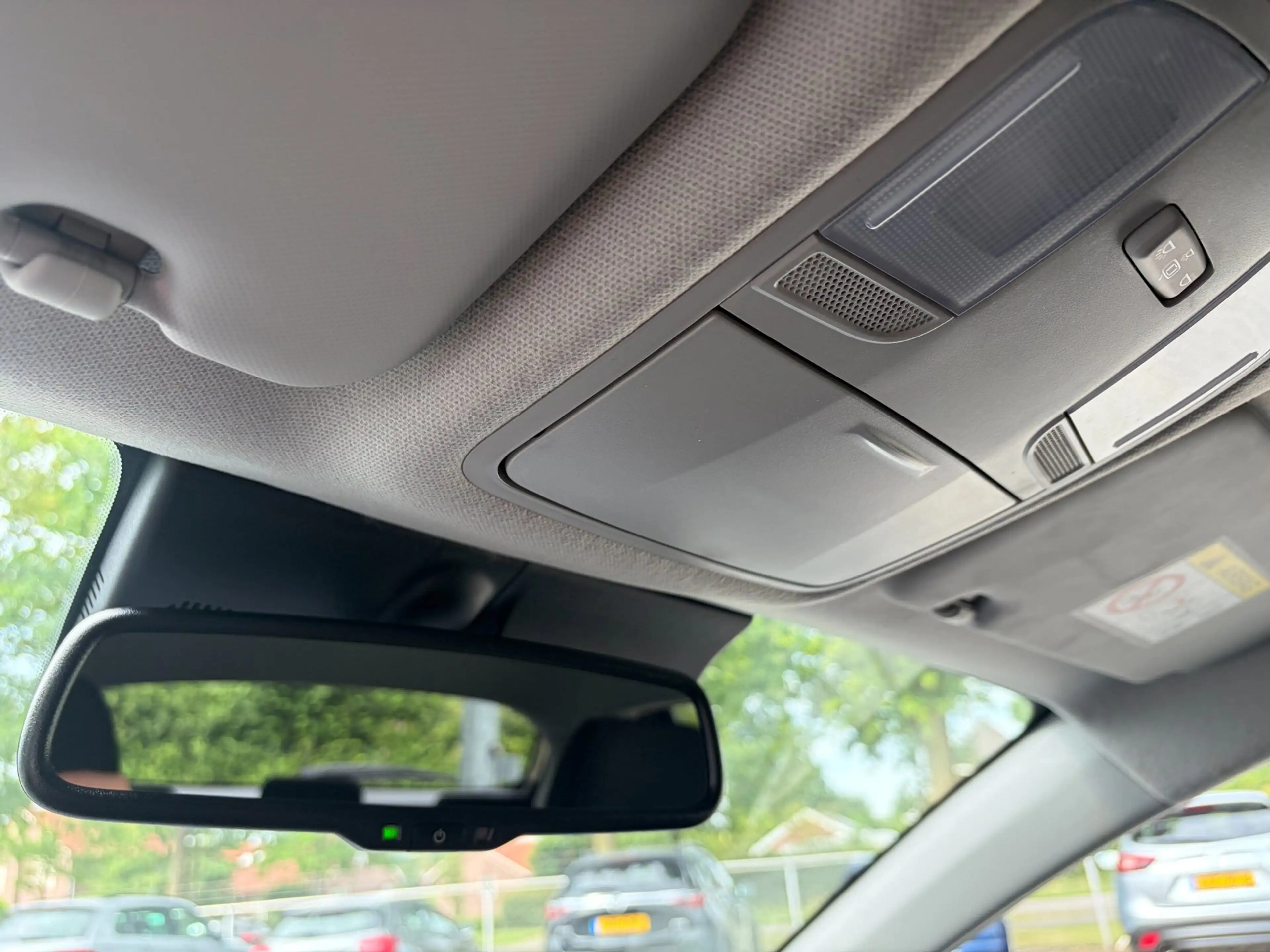Kia Stonic 1.0 T-GDi MHEV DynamicPlusLine / Camera / Keyless — photo 30