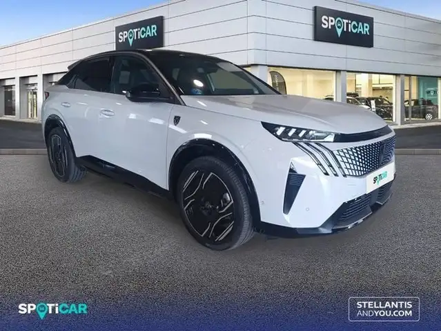 Peugeot 3008 view 3