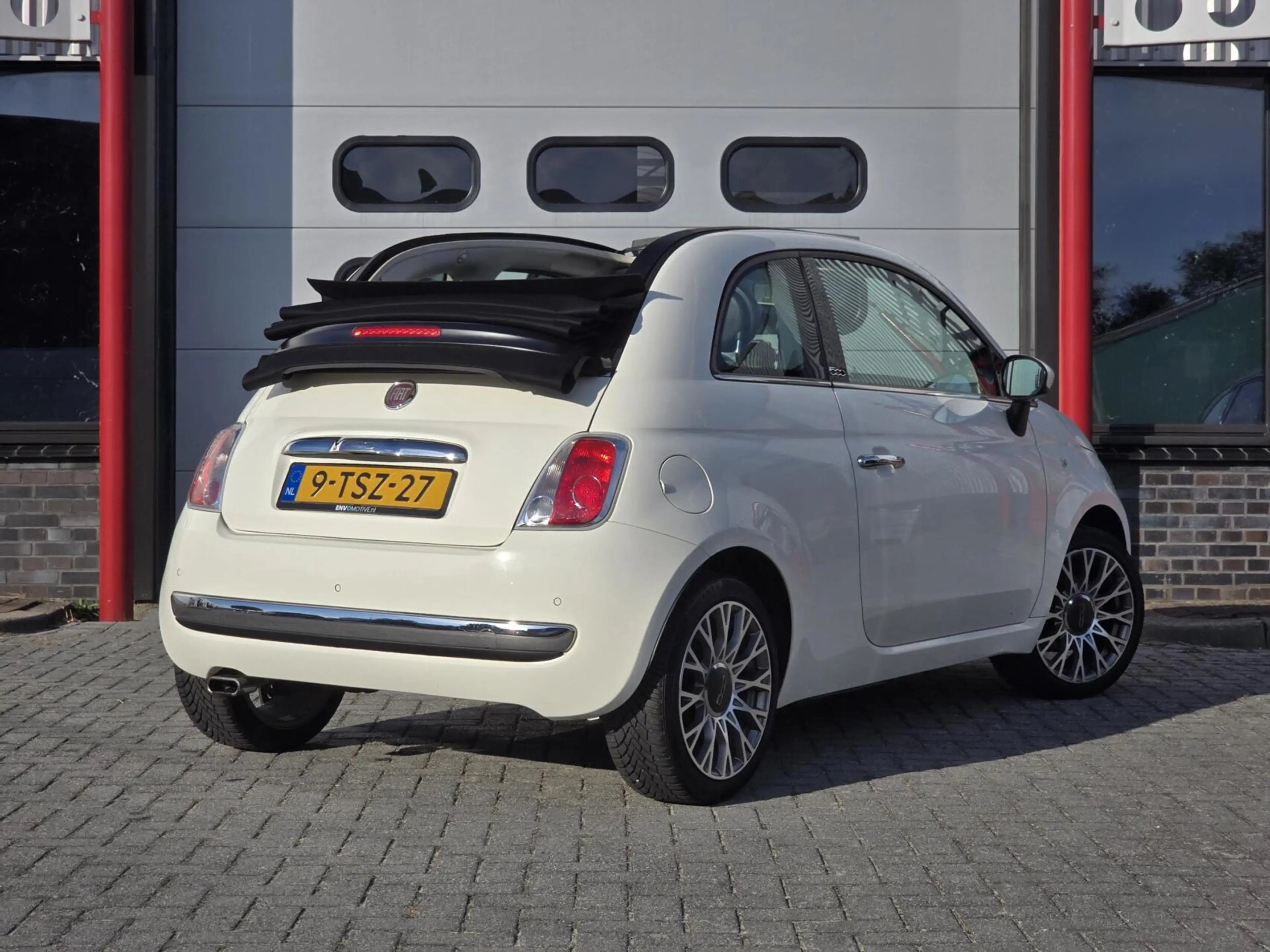 Fiat 500C 0.9 TwinAir Turbo Lounge — photo 13