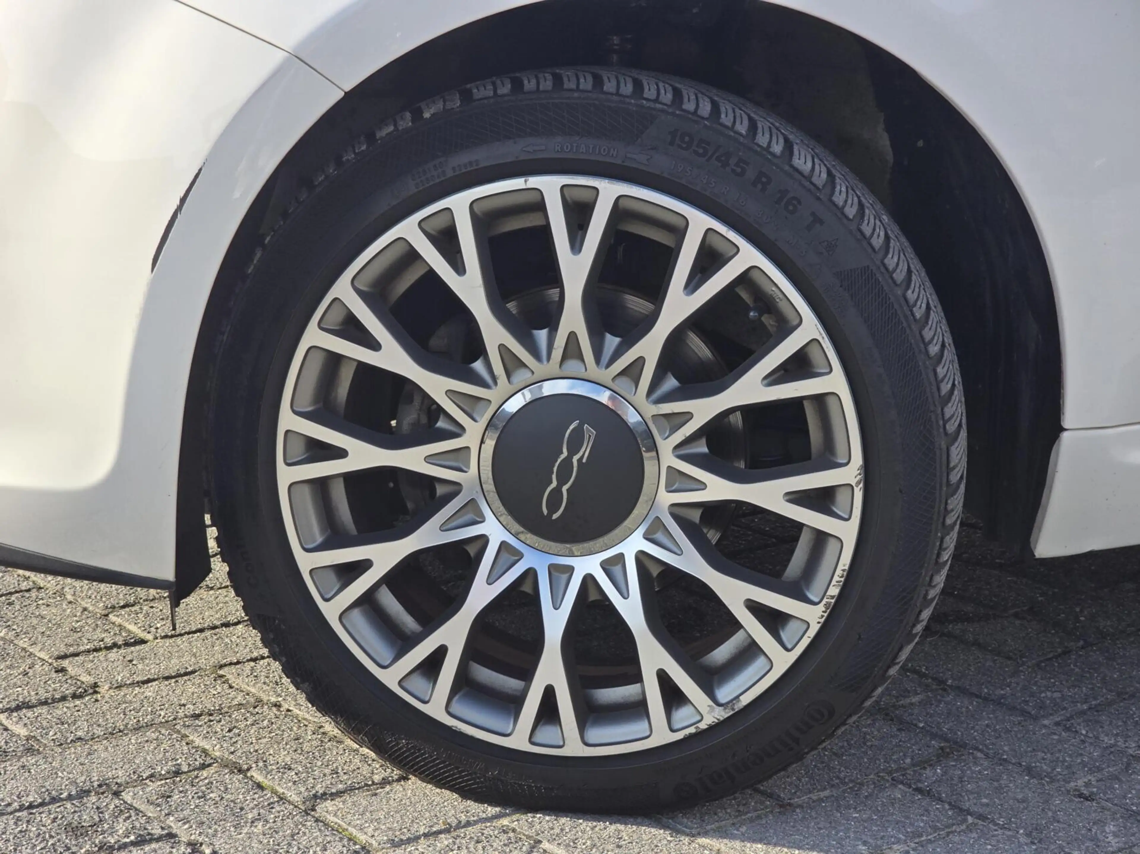 Fiat 500C 0.9 TwinAir Turbo Lounge — photo 8