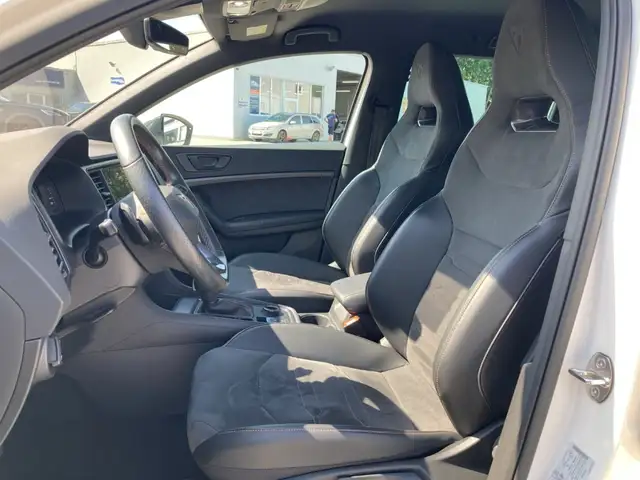 Cupra Ateca view 9