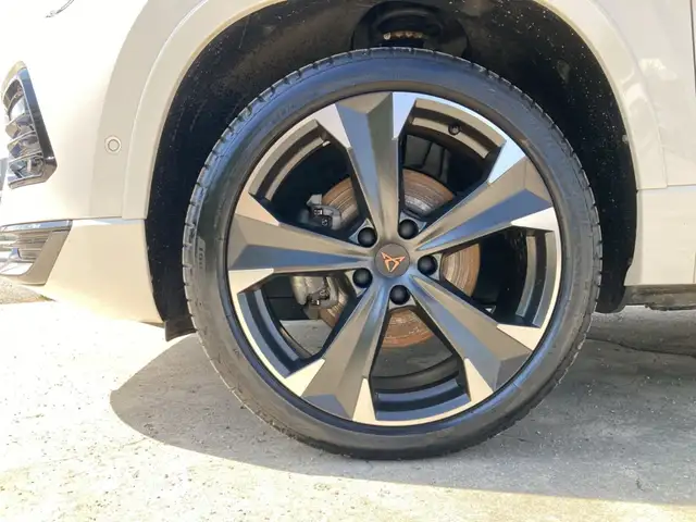 Cupra Ateca view 13