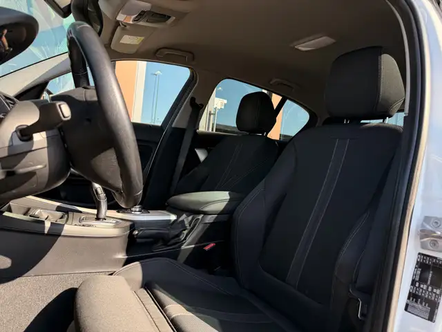 BMW 1 Series view 4