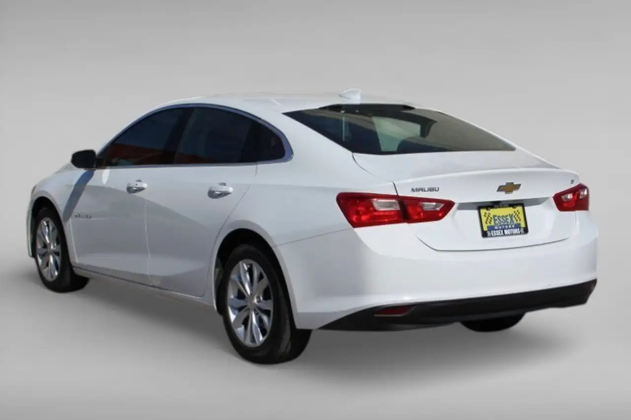 Chevrolet Malibu снимка Chevrolet Malibu