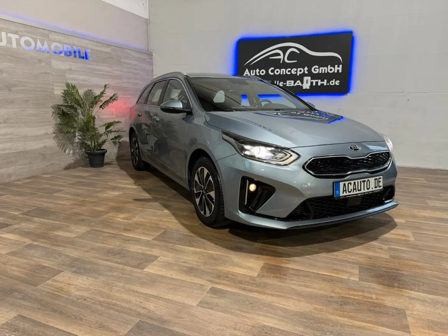 Kia Ceed / cee'd Ceed Spirit PHEV +NAVI +ACC + Argent - 2