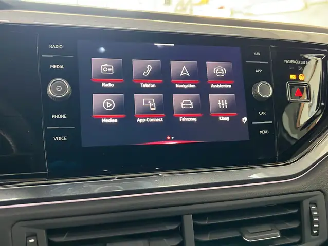 Volkswagen Polo view 10