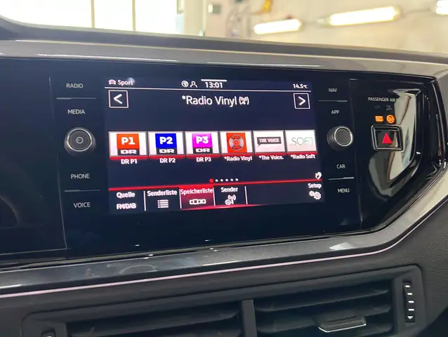 Volkswagen Polo view 8