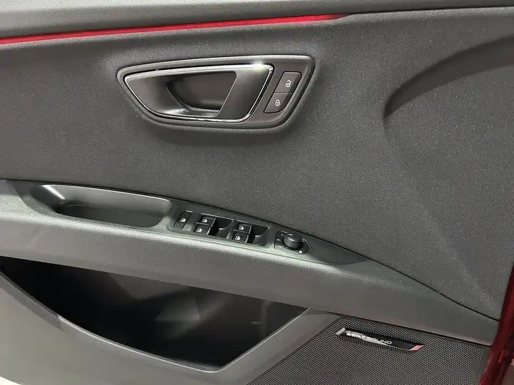 SEAT León 2018, foto 20