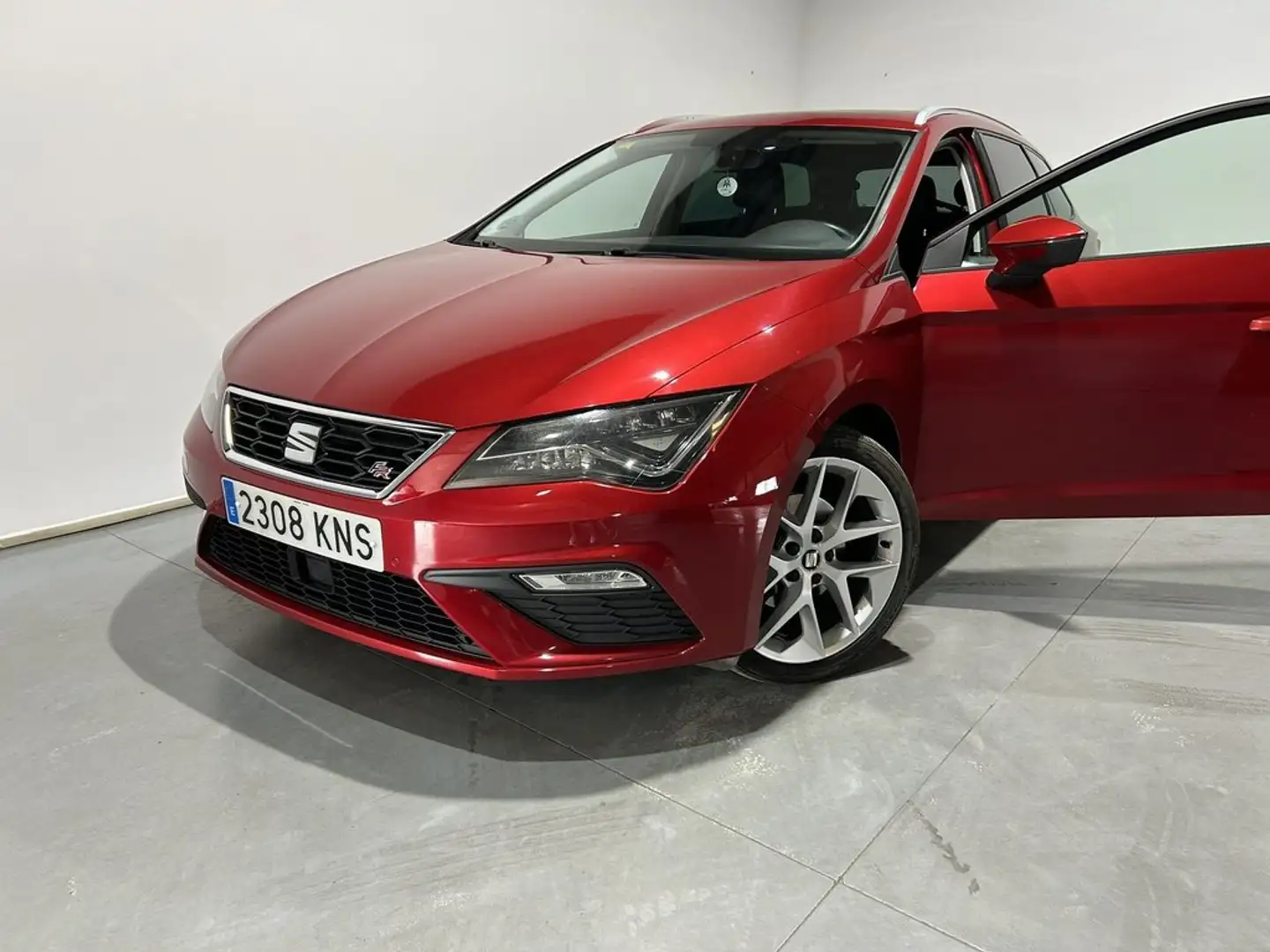 SEAT Leon ST 2.0TDI CR S&S FR Rojo - 2