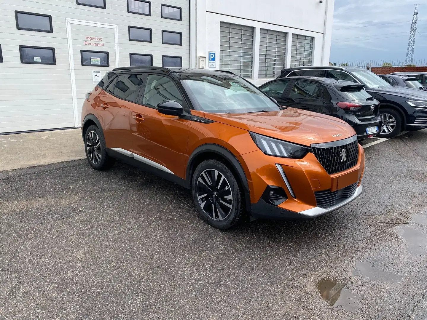 Peugeot 2008 2008 II 2020 1.5 bluehdi GT Line s Arancione - 1
