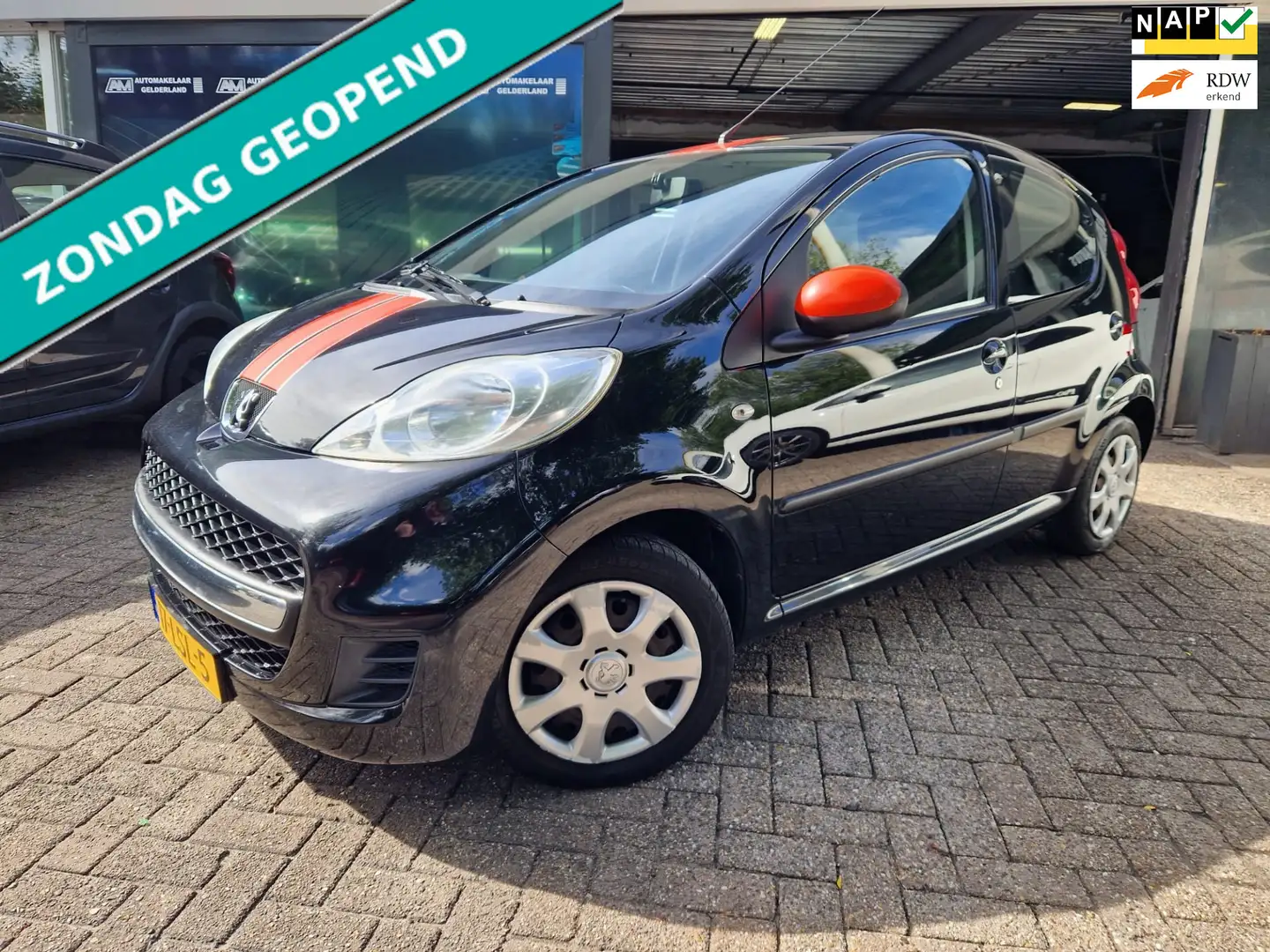 Peugeot 107 1.0-12V XS | 2E EIGENAAR | NW APK | 12 MND GARANTI Noir - 1