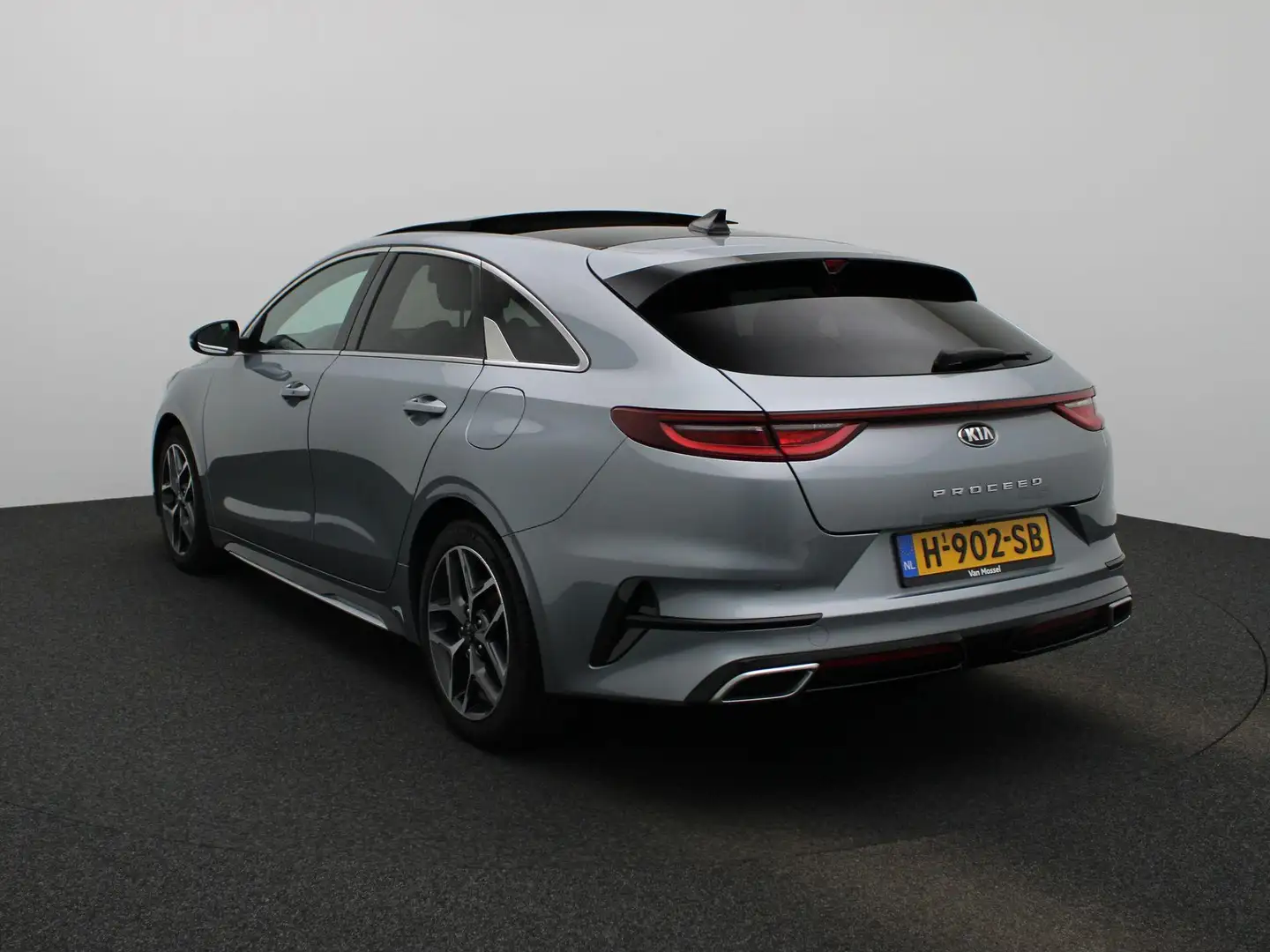 Kia ProCeed / pro_cee'd 1.4 T-GDI GT-Line | Panoramadak | Camera | Navigat Grijs - 2