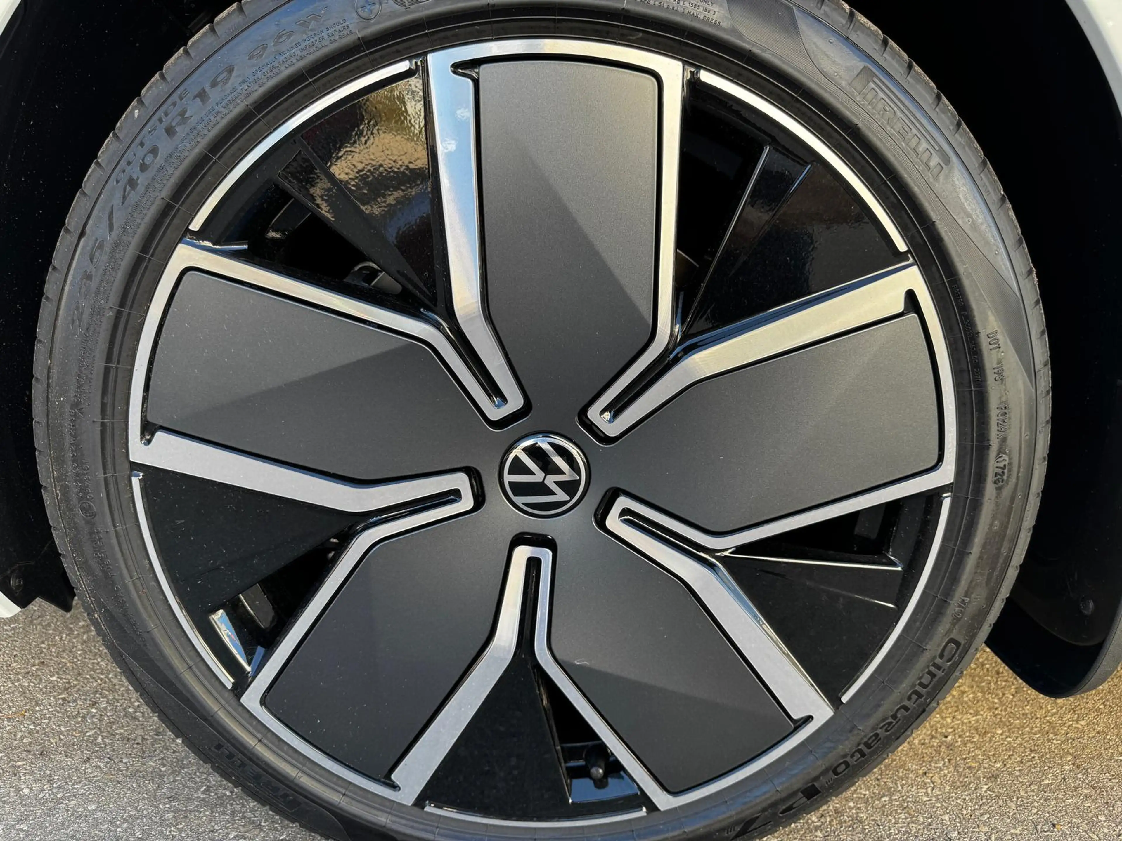 Volkswagen Passat Variant 1.5 TSI eHybrid R-line AHK 360 — photo 5