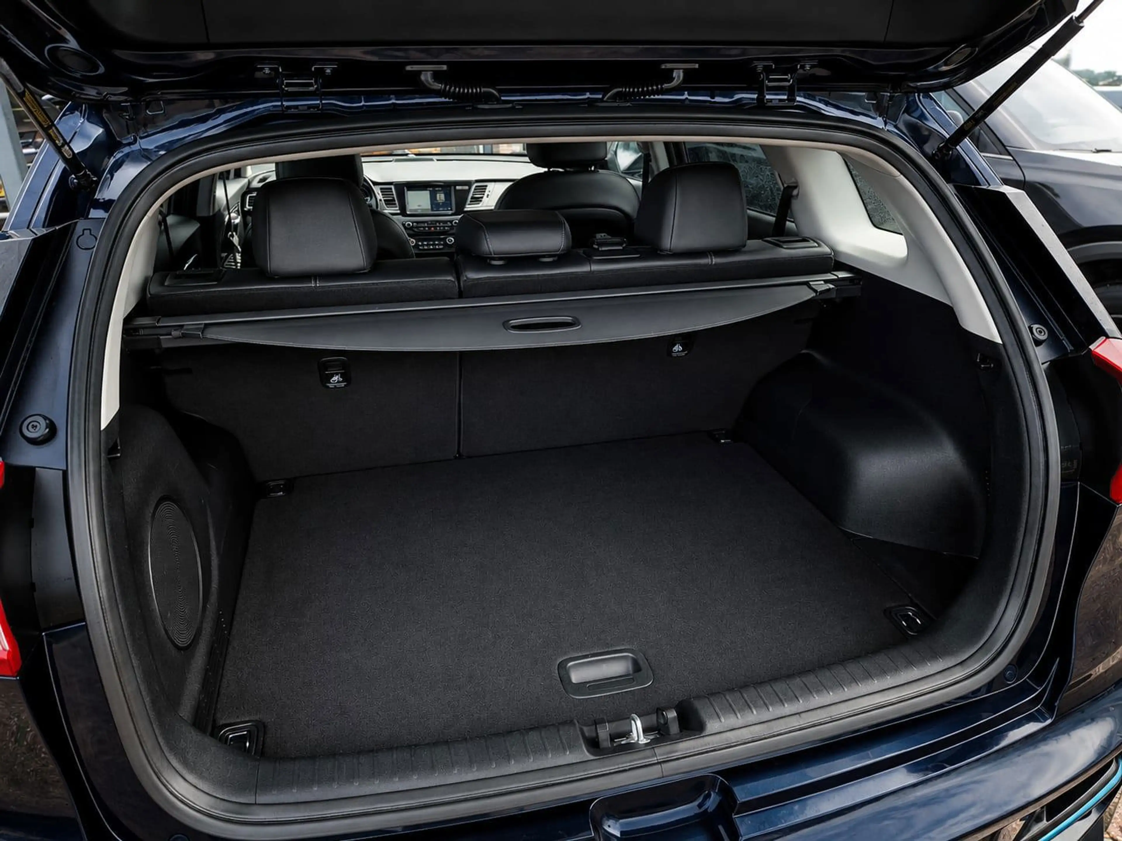 Kia e-Niro ExecutiveLine 64 kWh Soh Top Trekhaak Stuurvw LED — photo 13