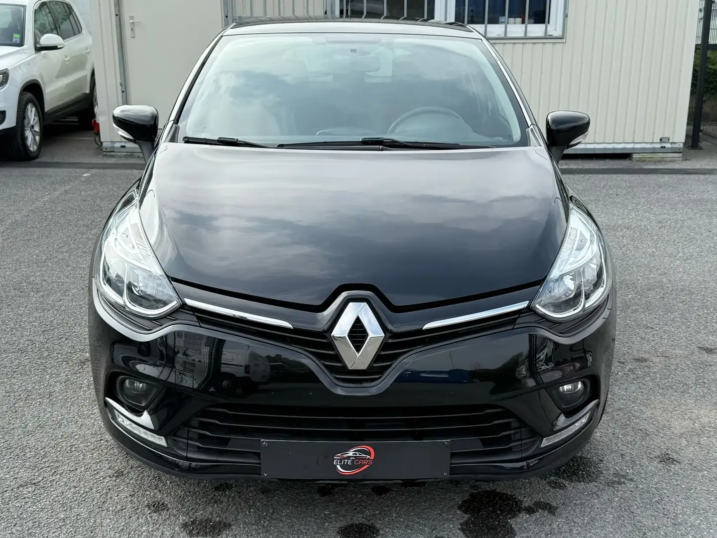 Renault Clio 0.9 TCe Limited 1ST HAND / CLIM / CRUISE / EURO 6c Zwart - 2