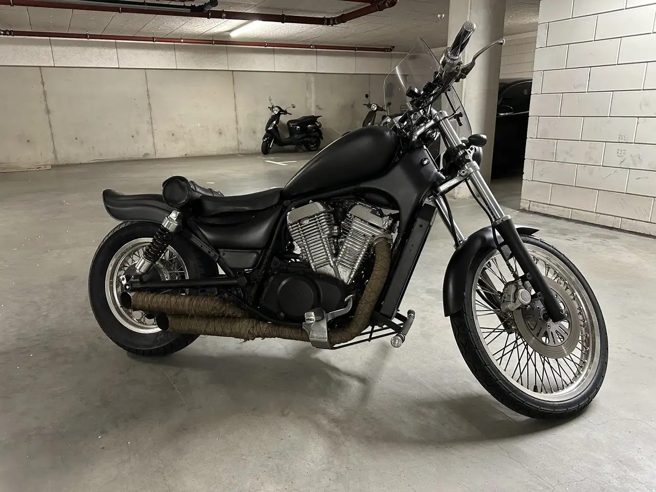 Suzuki Intruder C