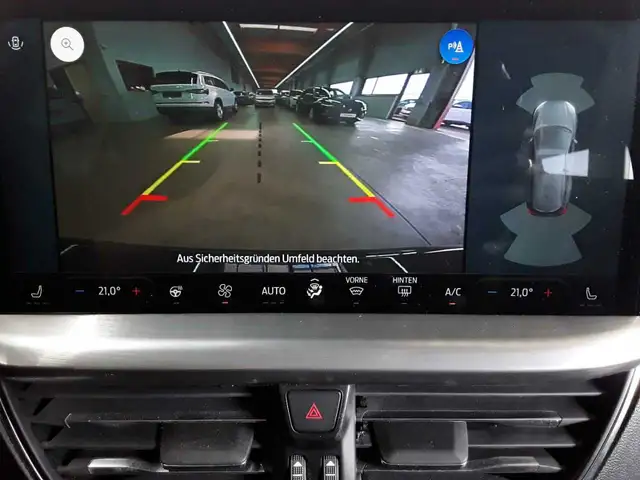Ford Focus view 14
