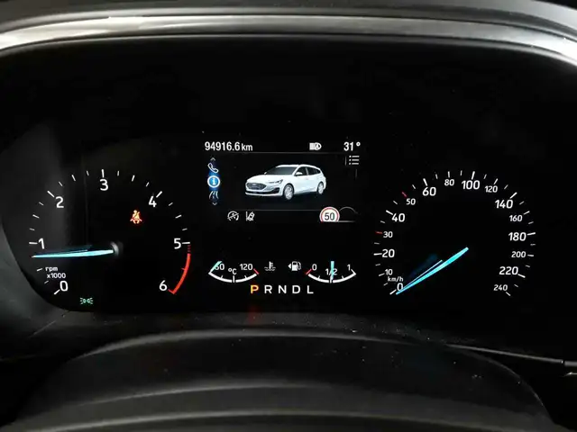 Ford Focus view 13