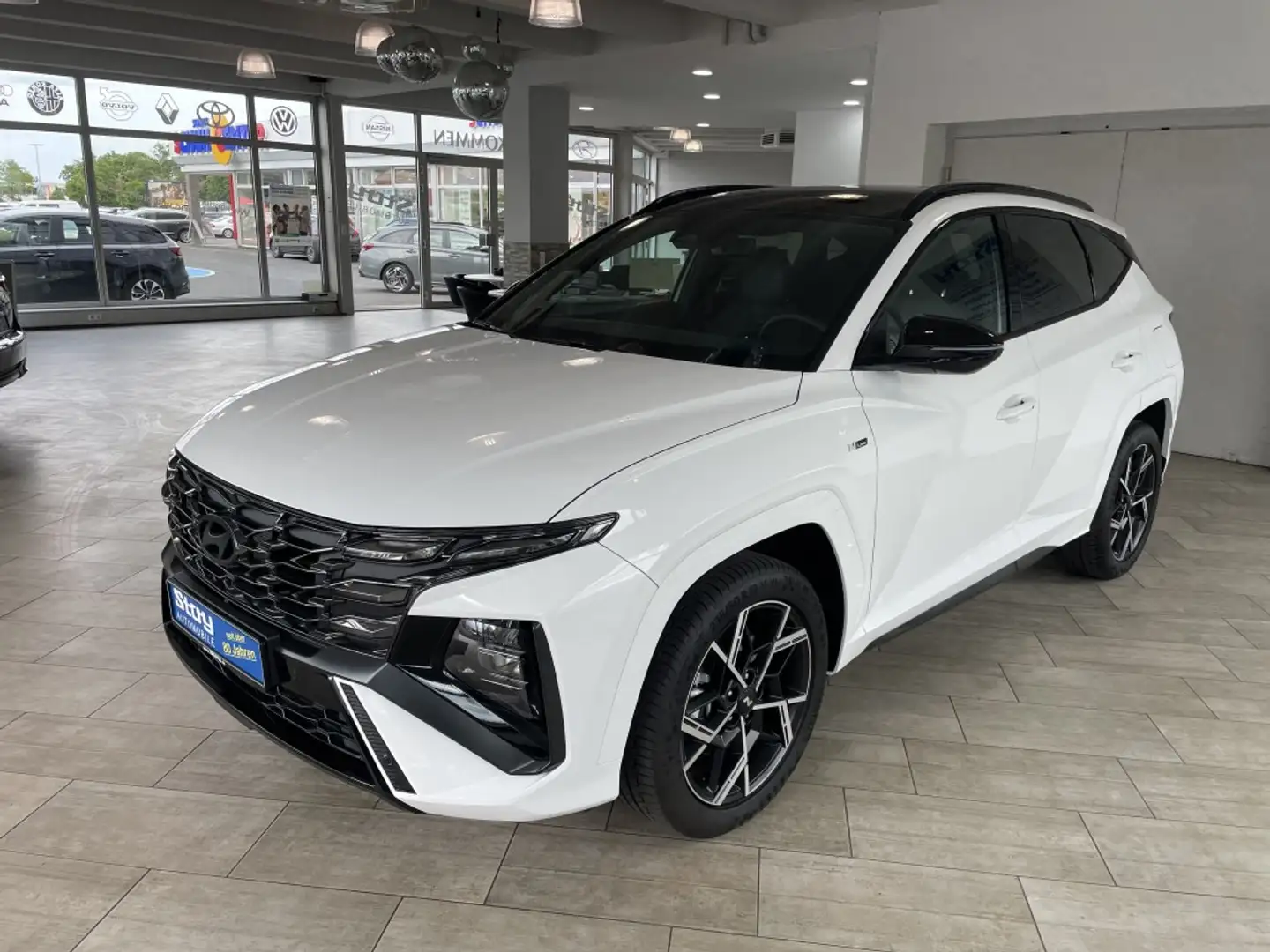 Hyundai TUCSON 1.6 T-GDI DCT N-Line P.DachNavi LED 19 Zoll SHZ Weiß - 2