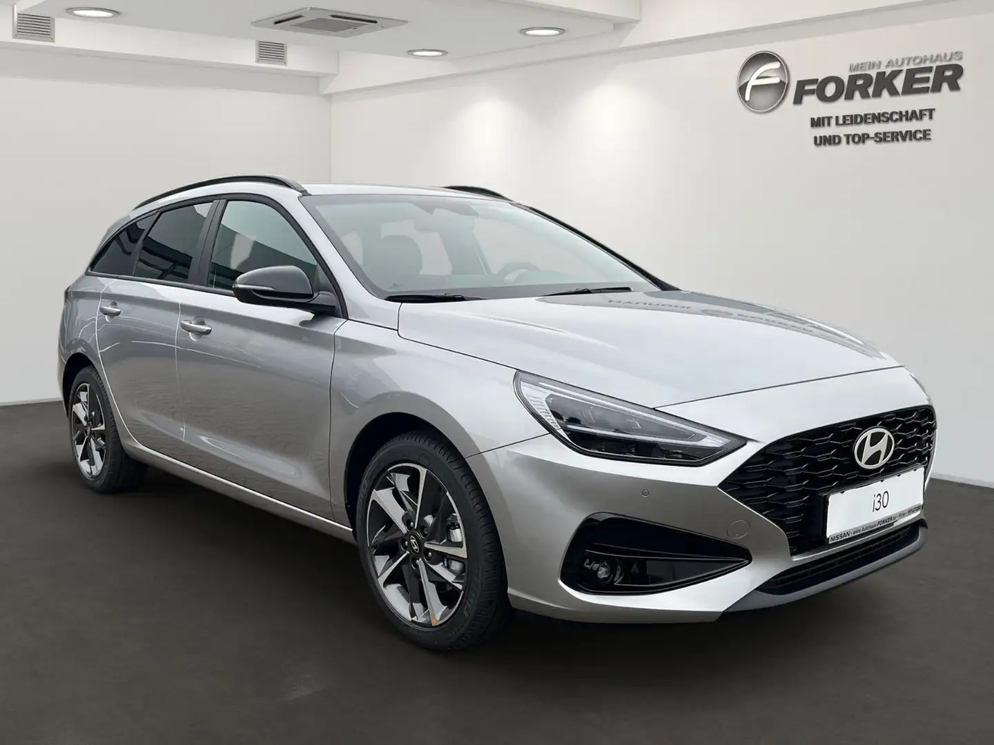 Hyundai i30 Kombi 1.5 T  Advantage Navi Voll-LED-Licht Argent - 2