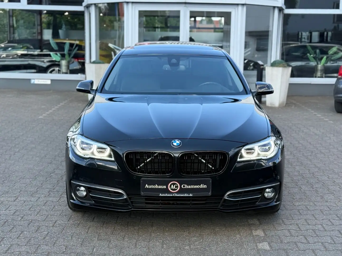 BMW 528 i Lim. Luxury Line Noir - 1