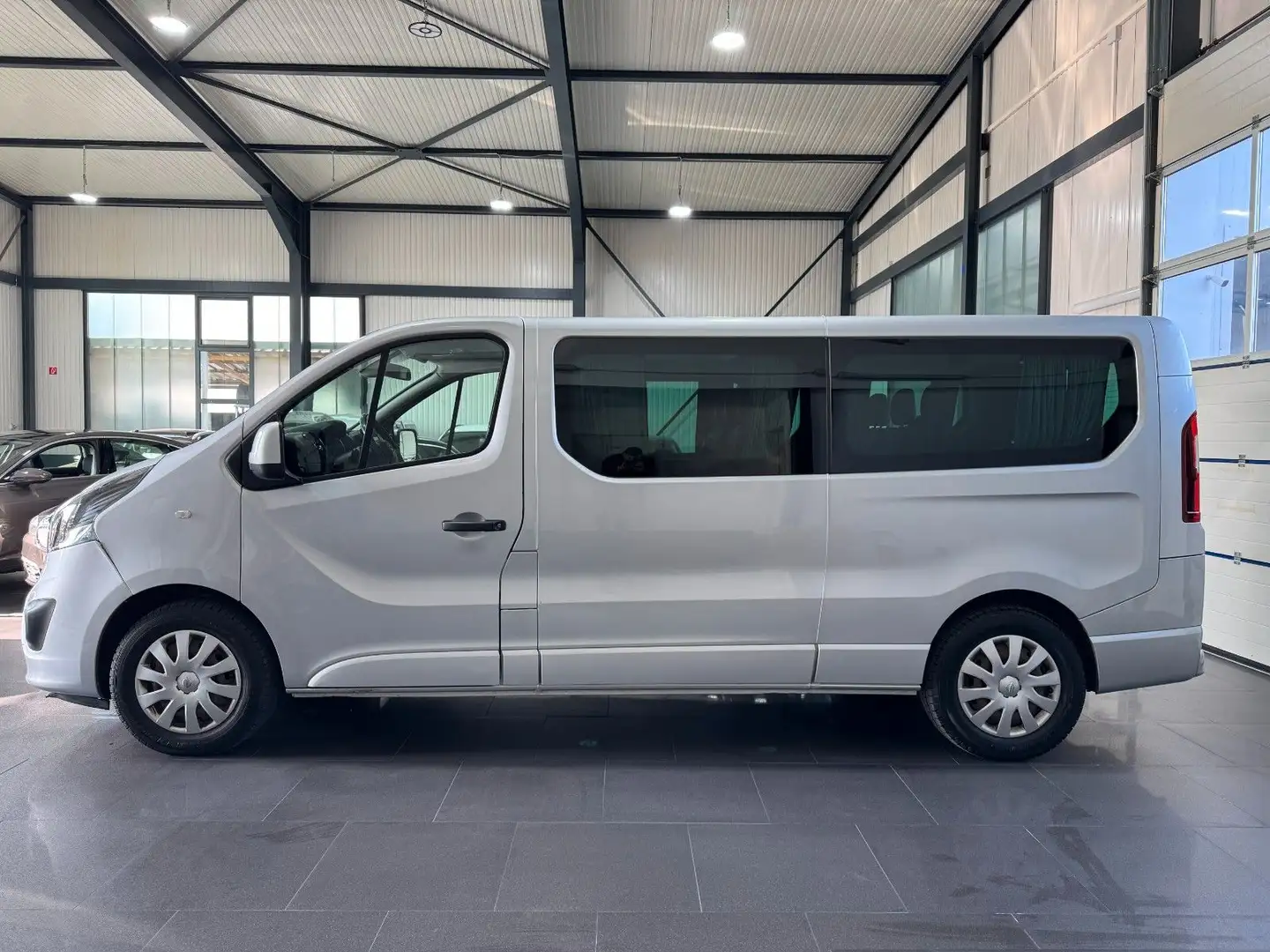 Opel Vivaro B Combi L2H1 | 9-SITZER | AHK | KLIMA | Gris - 2