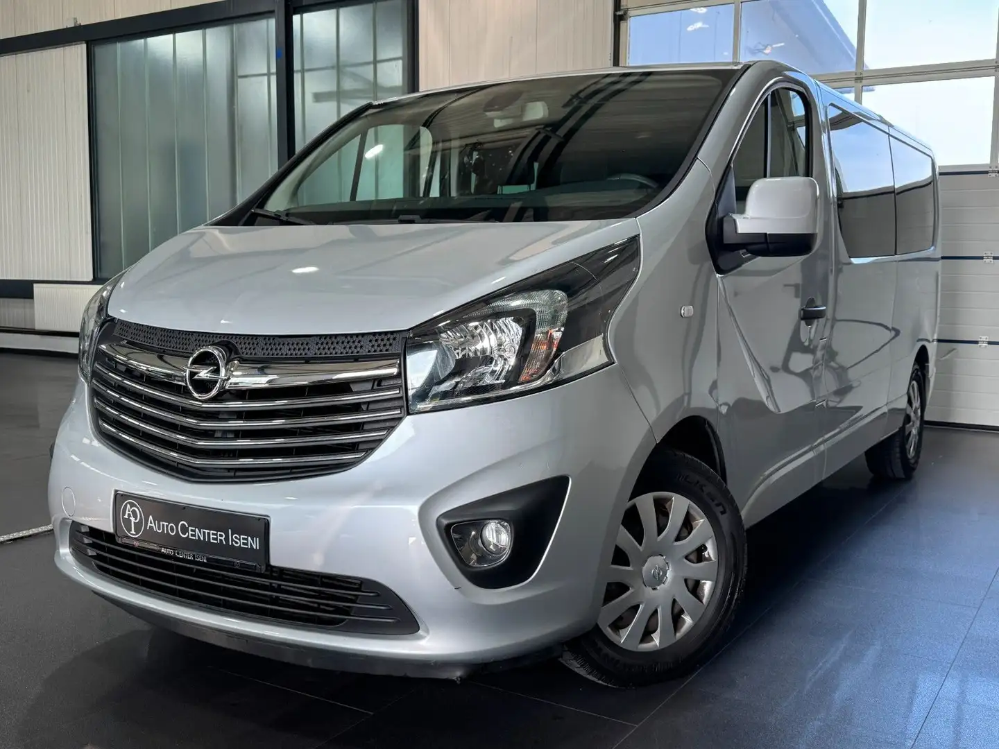 Opel Vivaro B Combi L2H1 | 9-SITZER | AHK | KLIMA | Gris - 1