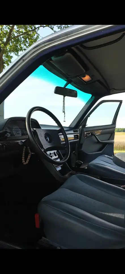 Mercedes-Benz 380 SE, foto 7