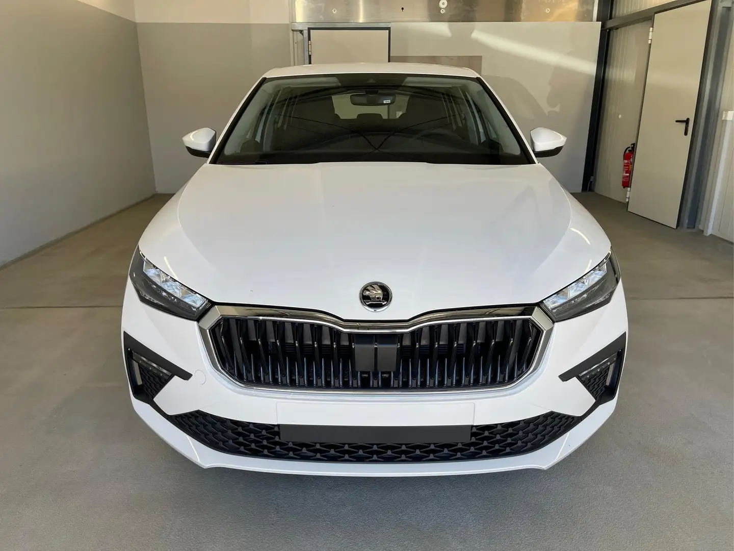 Skoda Scala Facelift 115PS AHK+App-Connect+Garantie 5 Jahre... Bianco - 2