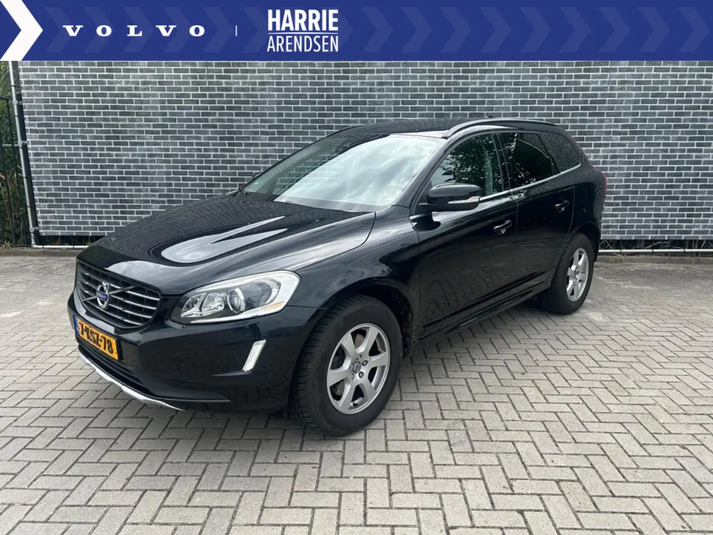 Volvo XC60 2.0 T5 FWD Momentum Чёрный - 1