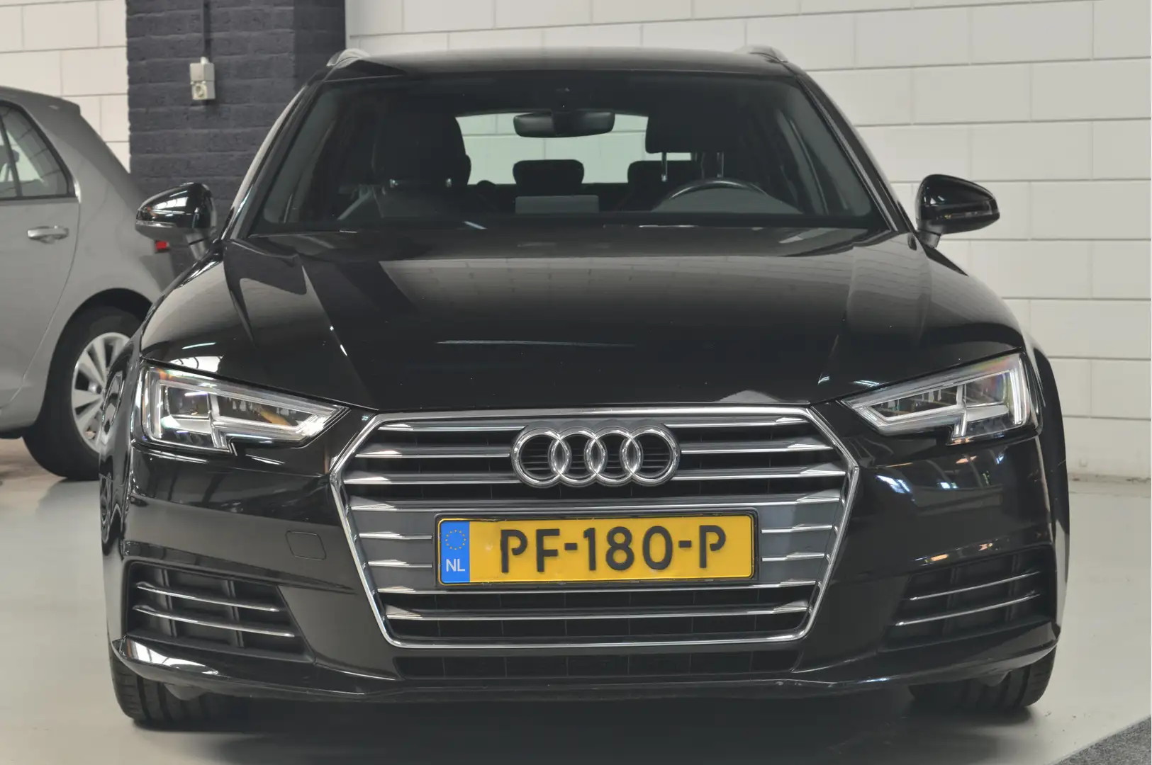 Audi A4 Avant 1.4 TFSI Sport Pro Line S // NAVI // CLIMA / Zwart - 2