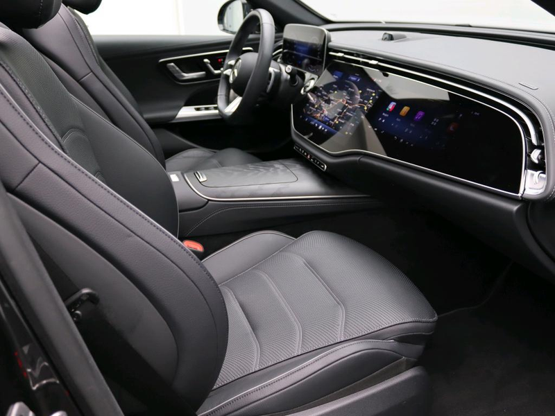 Mercedes-Benz E 300 Estate e Sport Edition / Premium/ Night/ 20 inch/ — photo 4
