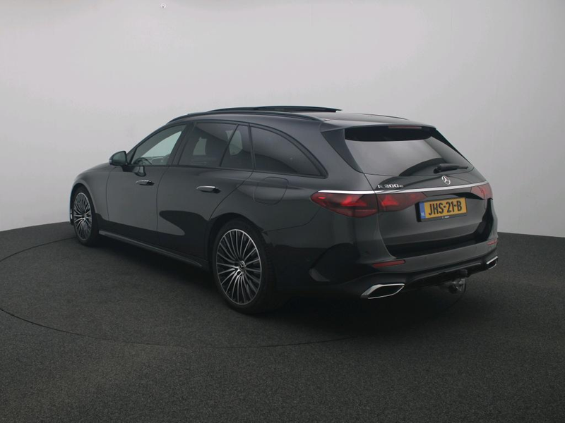 Mercedes-Benz E 300 Estate e Sport Edition / Premium/ Night/ 20 inch/ — photo 7