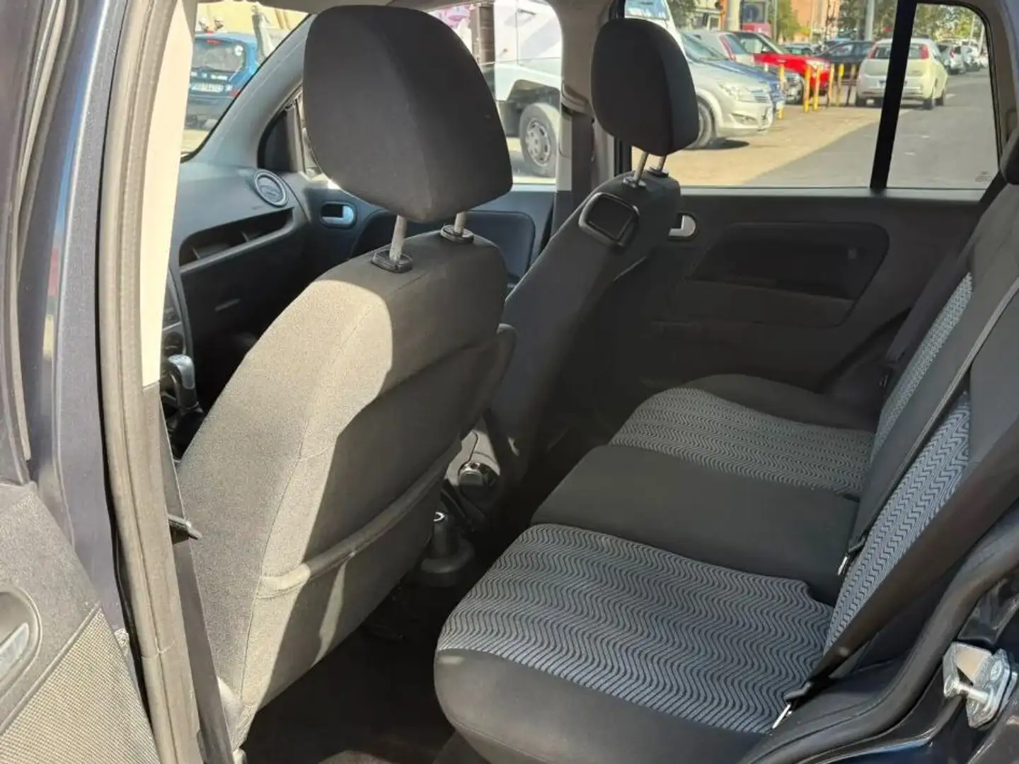Ford Fusion Fusion 1.6 tdci + Grigio - 2