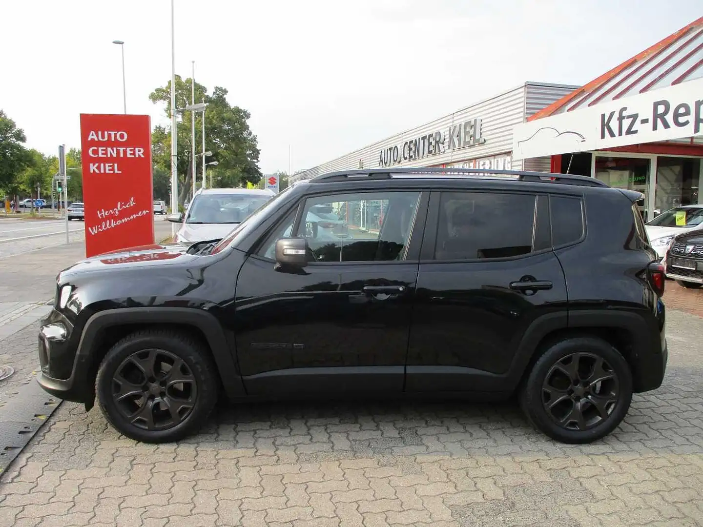 Jeep Renegade 1.3 T-GDI Automatik '80th Anniversary' Schwarz - 2