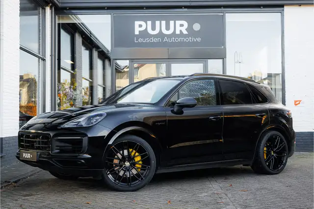 Porsche Cayenne 3.0 E-Hybrid Platinum Edition Pano - 18 weg-Zetels