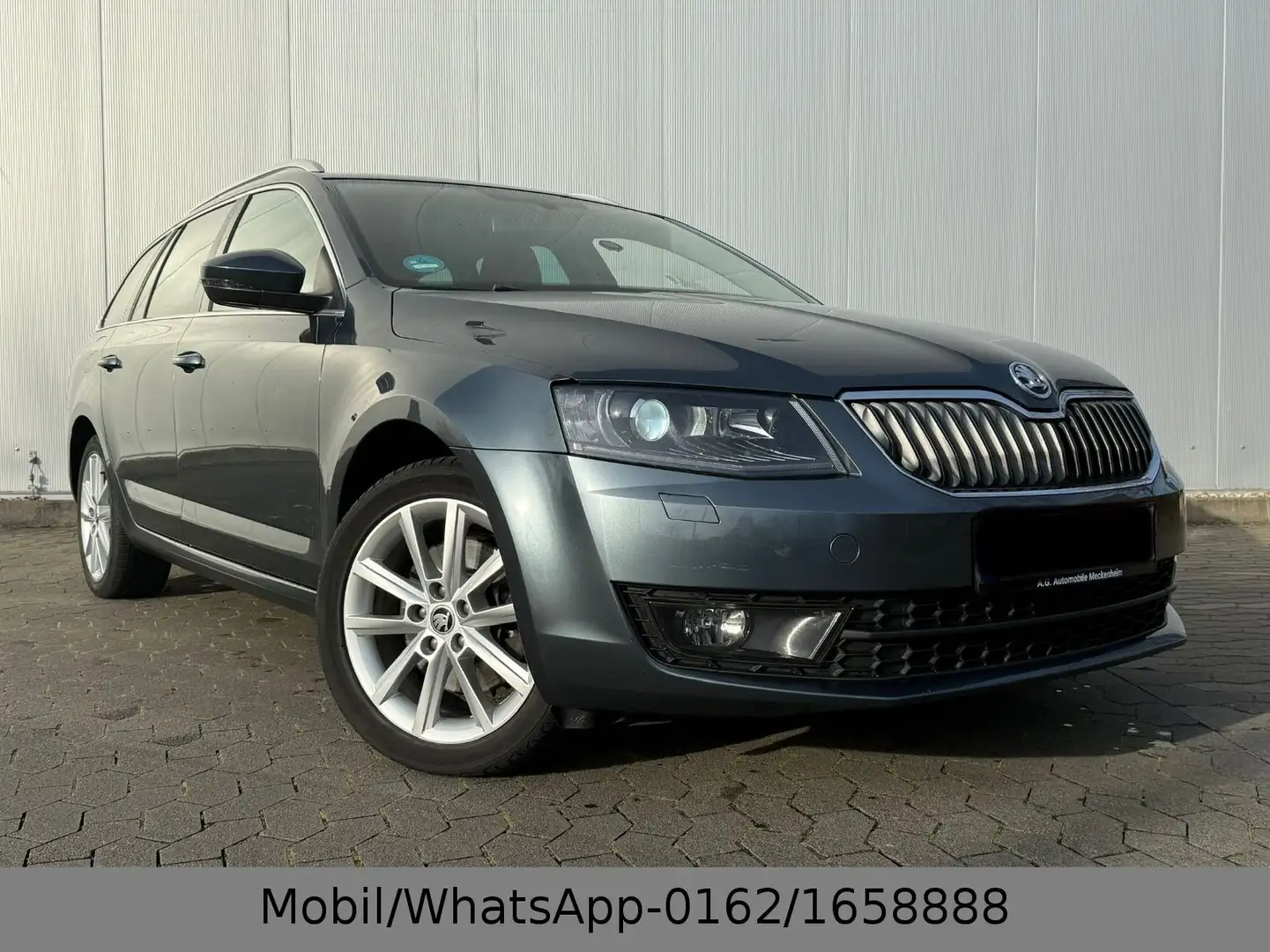 Skoda Octavia Combi  Automatic Elegance Grau - 1