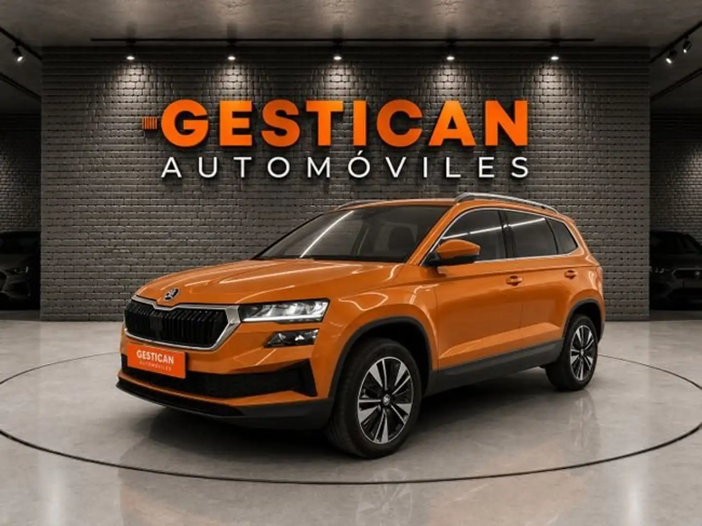 Skoda Karoq 1.0 TSI Ambition 81KW Naranja - 1