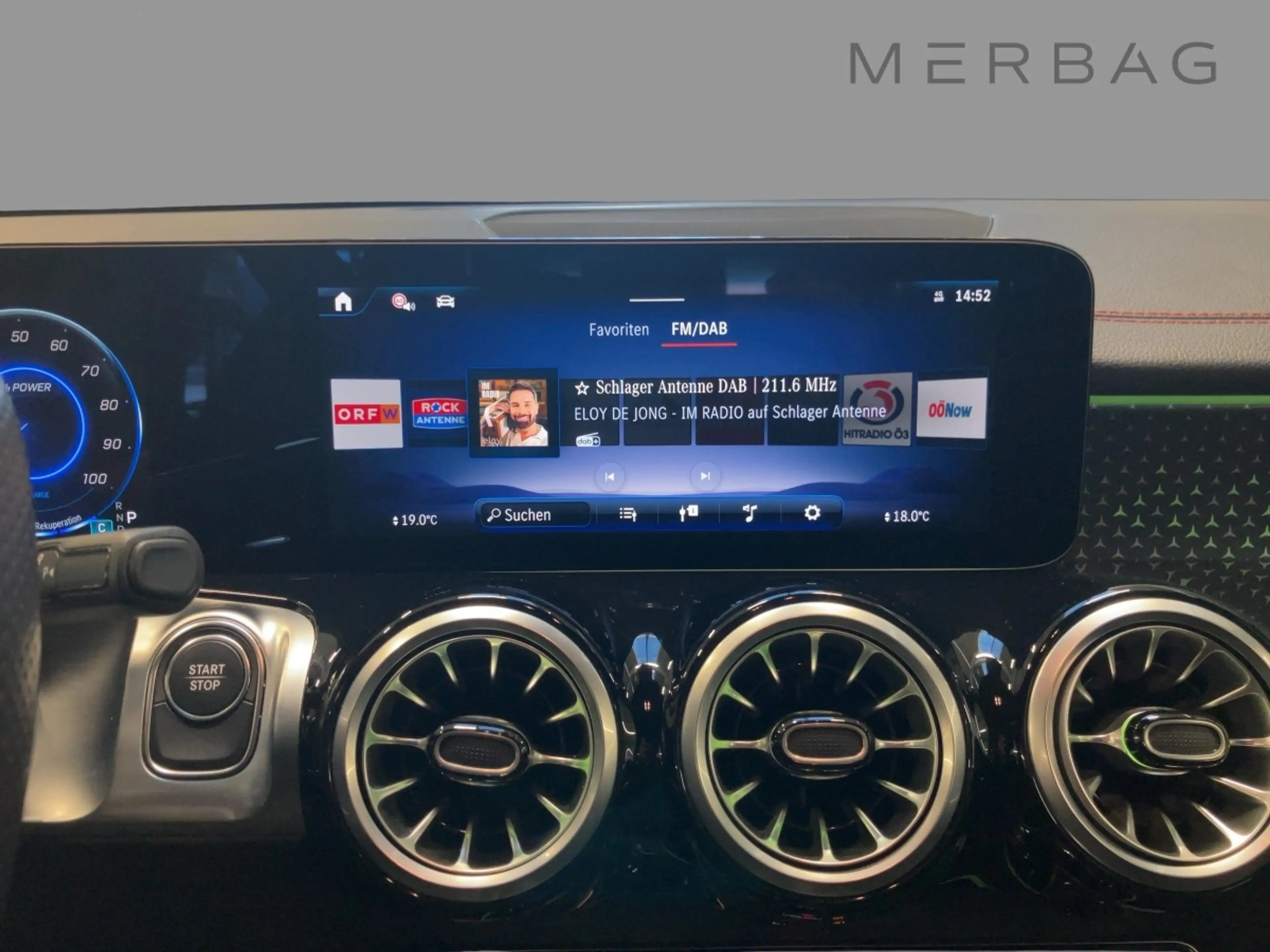 Mercedes-Benz EQB 300 4MATIC Österreich-Edition — photo 10