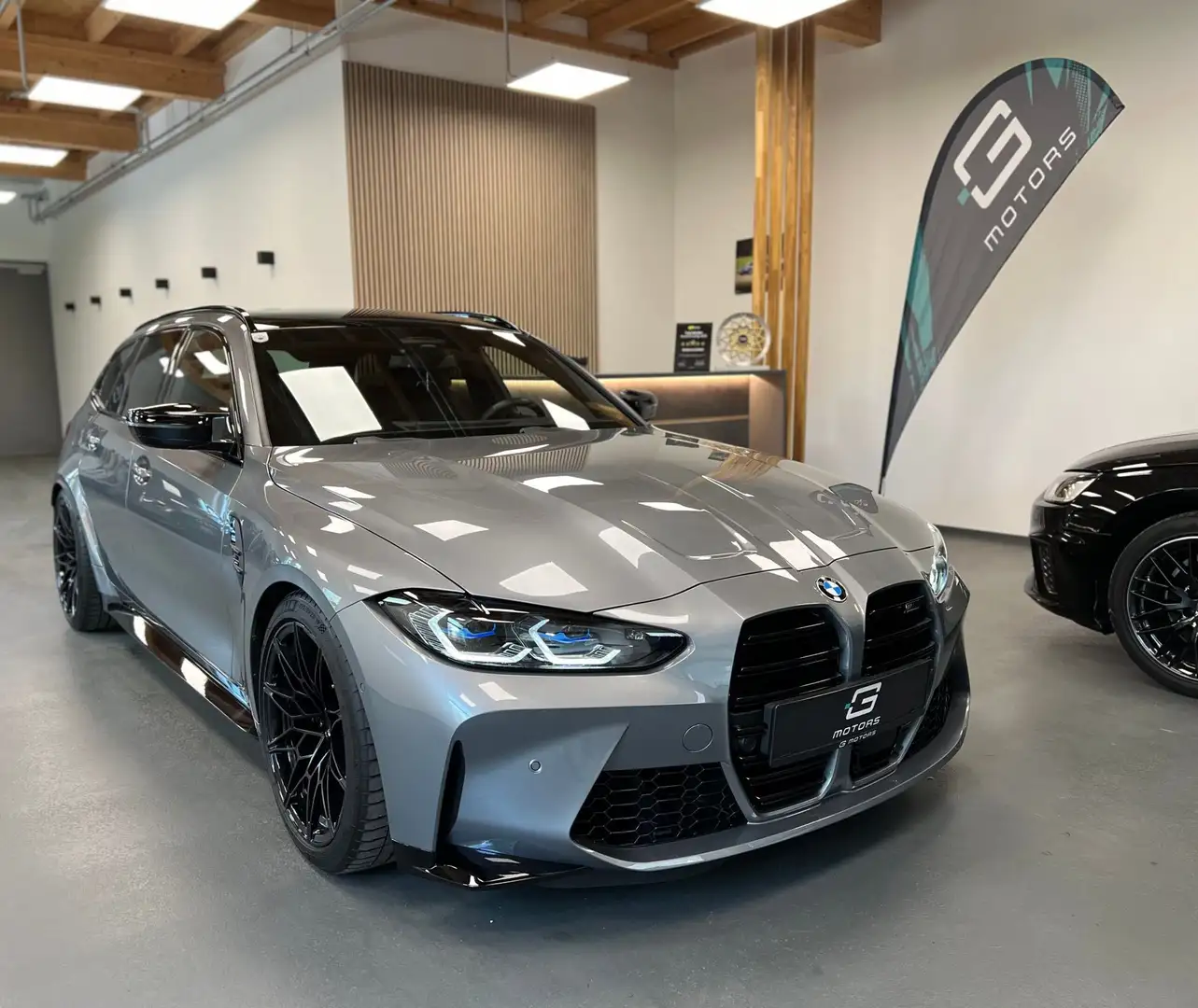 BMW M3 3er-Reihe TOURING COMPETITION X-DRIVE CARBON SKYS Grau - 2