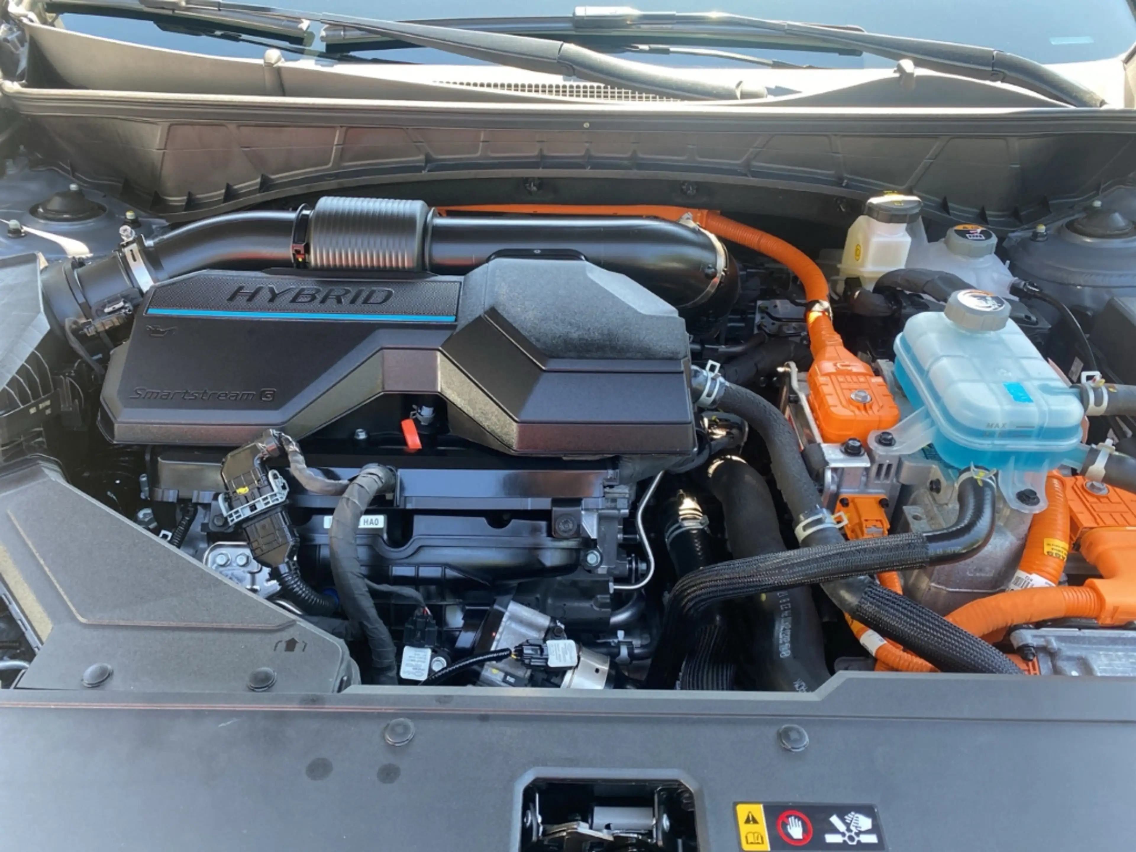 Hyundai TUCSON PHEV Prime 4WD AT-6 AHK Leder Navi Rü.CAM PDC SHZ — photo 6