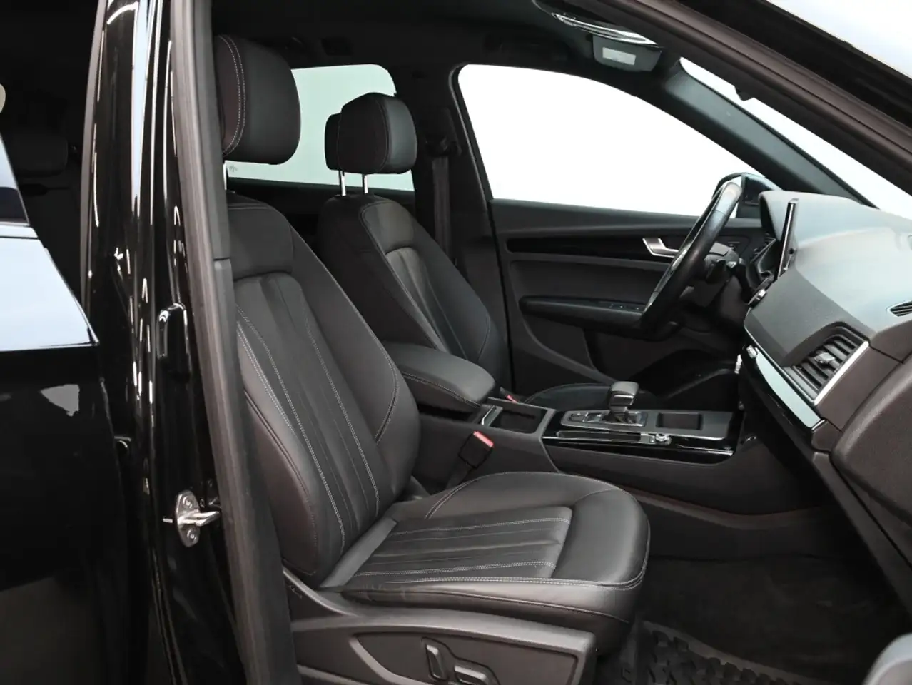 Audi Q5 photo Audi Q5