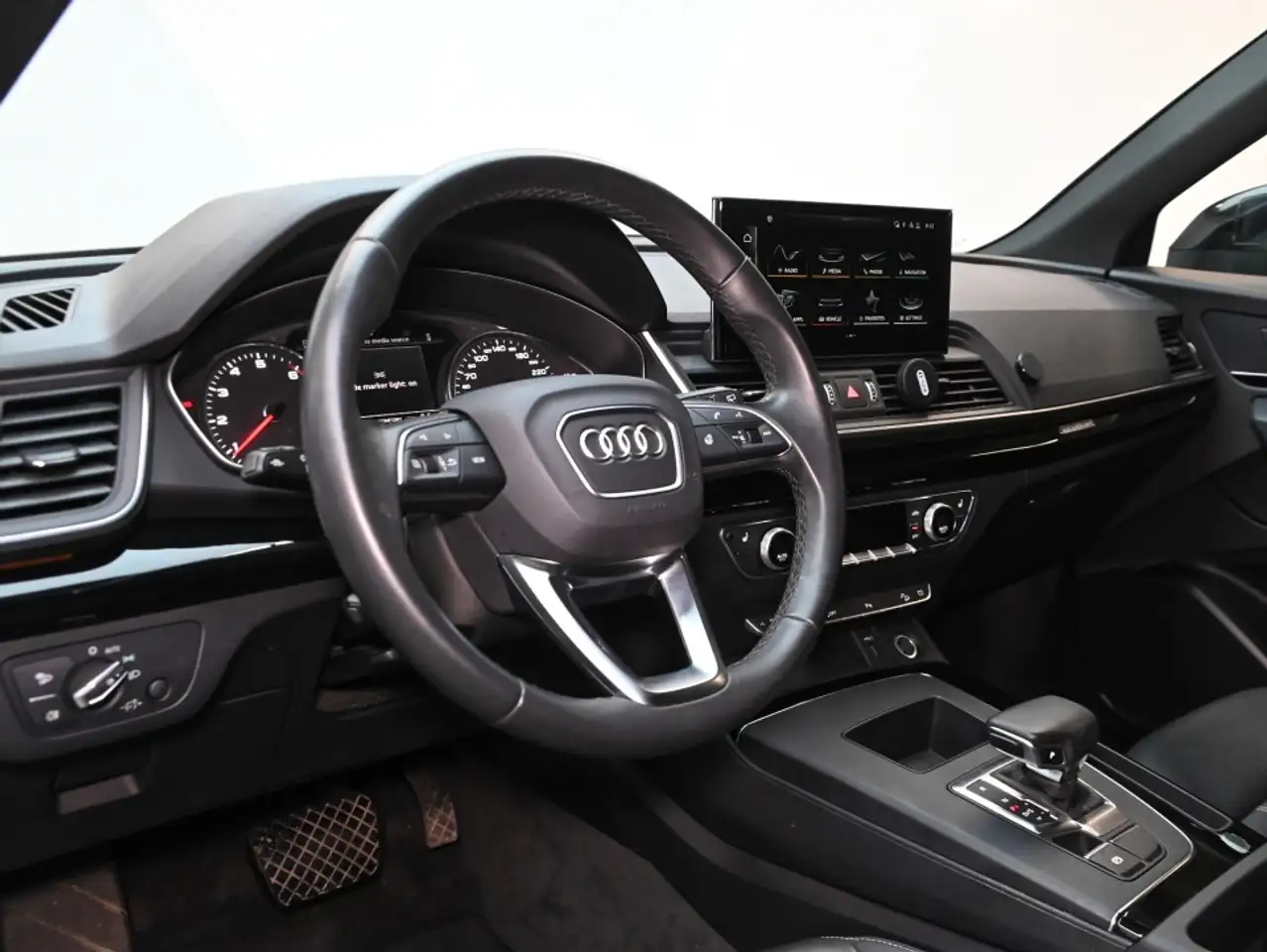 Audi Q5 photo Audi Q5