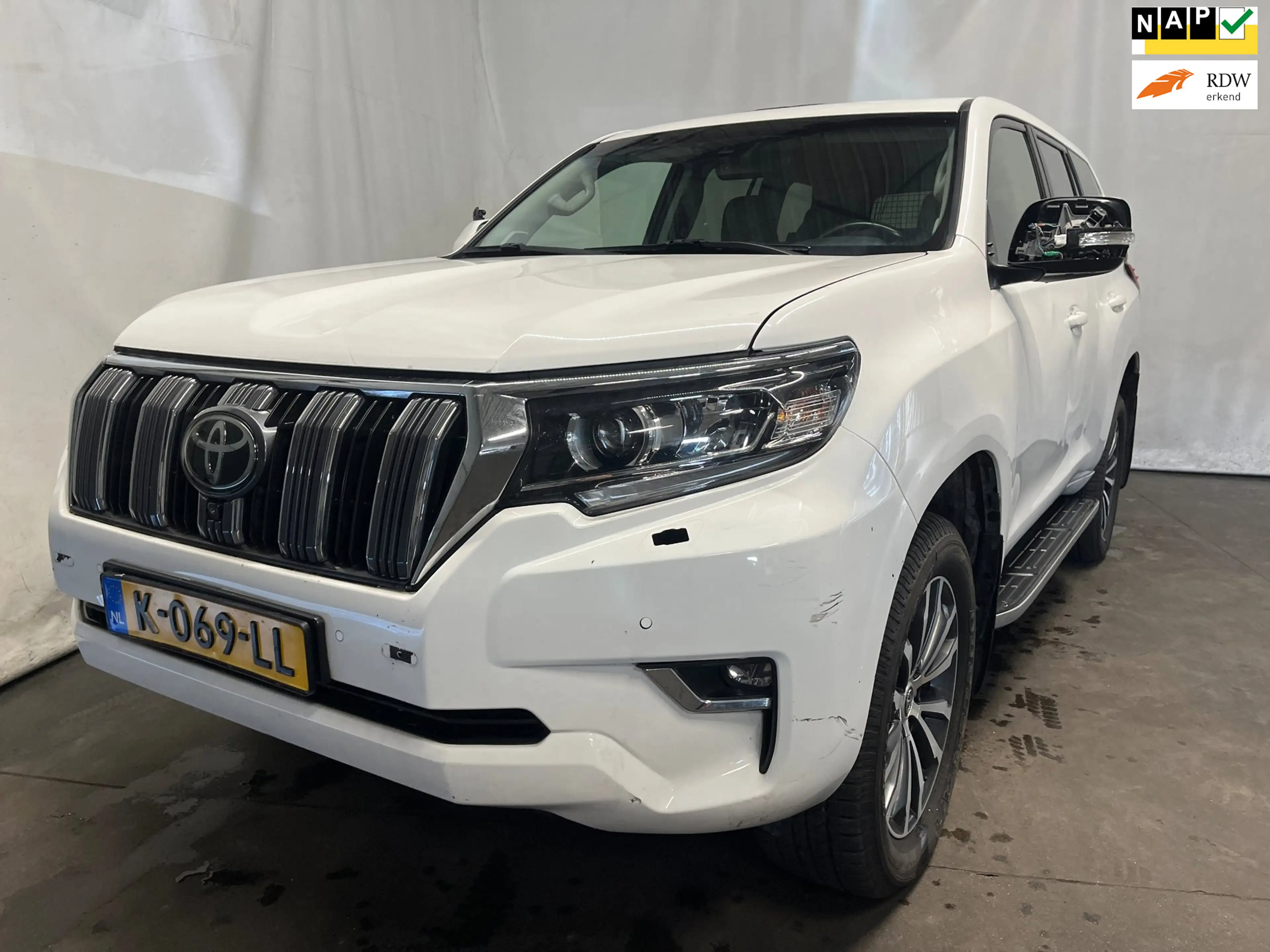 Toyota Land Cruiser 2.8 D-4D Professional 5p. SCHADEAUTO!!