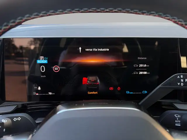 Renault Austral view 11