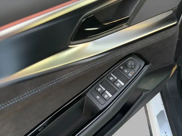 Renault Austral view 13