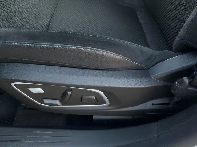 Renault Austral view 24
