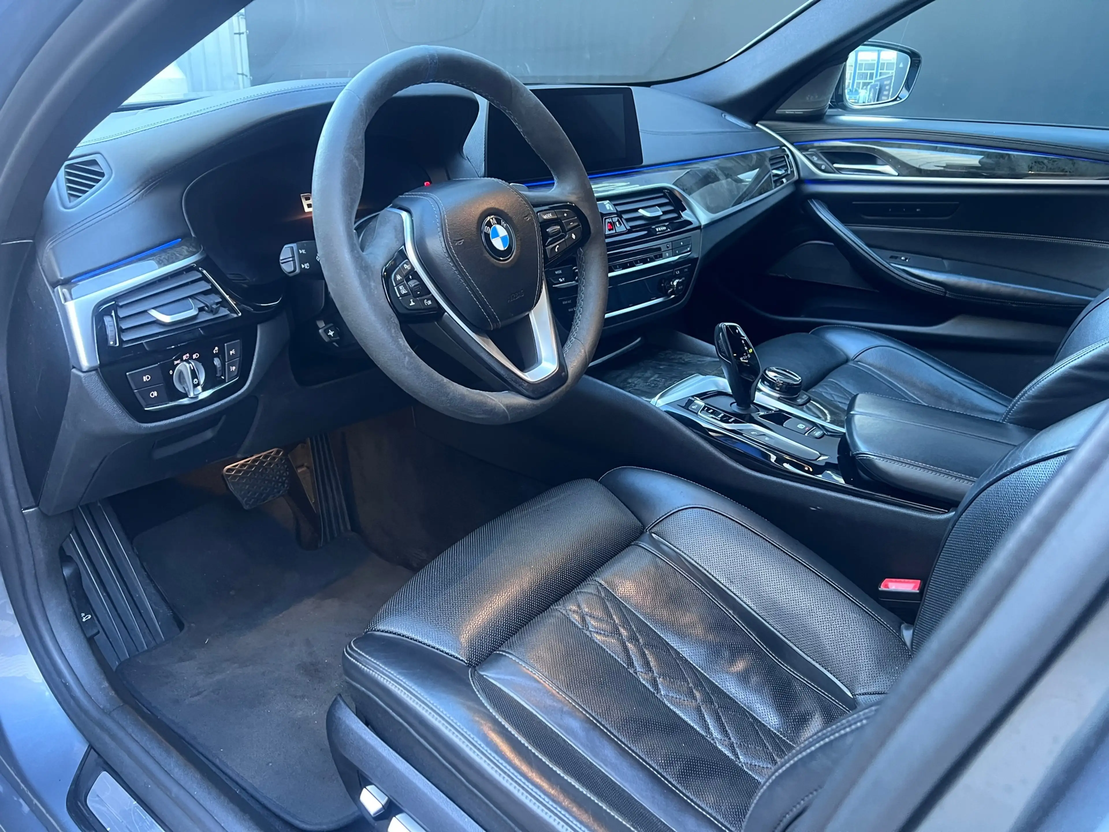 BMW 540 5-serie 540i xDrive High Executive -M Sport Pano V — photo 10